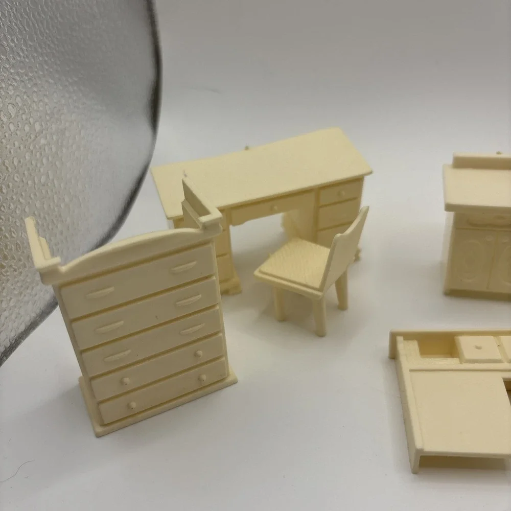 Vtg‎ Dollhouse Mini Plastic Furniture 11 pcs Bathtub Bed Desk Toilet Cream